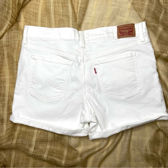 LEVI’S White Distressed Denim Mid Length Shorts - Picture 13 of 13